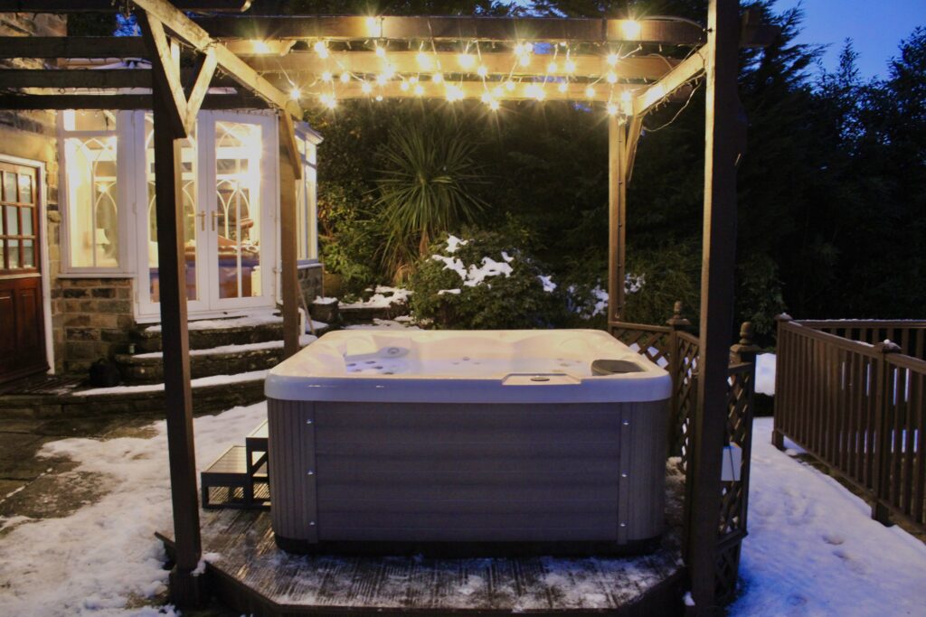 hot tub in the snow Derbyshire