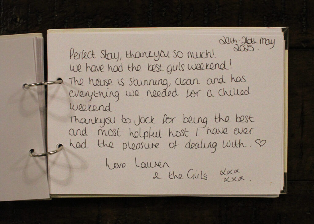 Handwritten guest review in the Habberjam Farm guest book